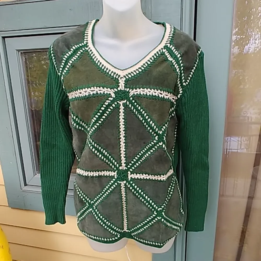 Vintage Green Acrylic/Suede Sweater Bee by Banff - Picture 1 of 6